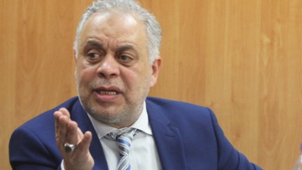 أشرف زكي يكشف هوية المندسين في الجنازات أنا حطيت إيدي على العيال دي وهافجر مفاجأة بعد الجنازة