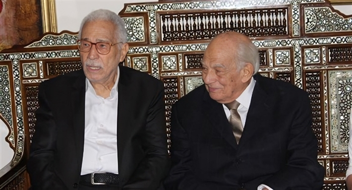 رشوان توفيق يتحدث عن عبد الرحمن أبو زهرة باكيًا كان أخويا وصديقي أنا مرتبط بيه ارتباط كلي