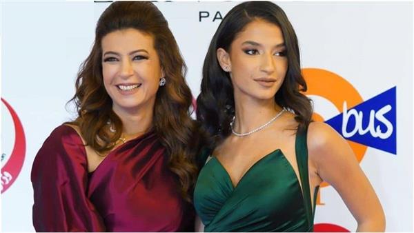 منال سلامة تدافع عن ابنتها أميرة أديب تعرضت للاكتئاب بسبب الانتقادات واستطاعت تجاوز الأزمة