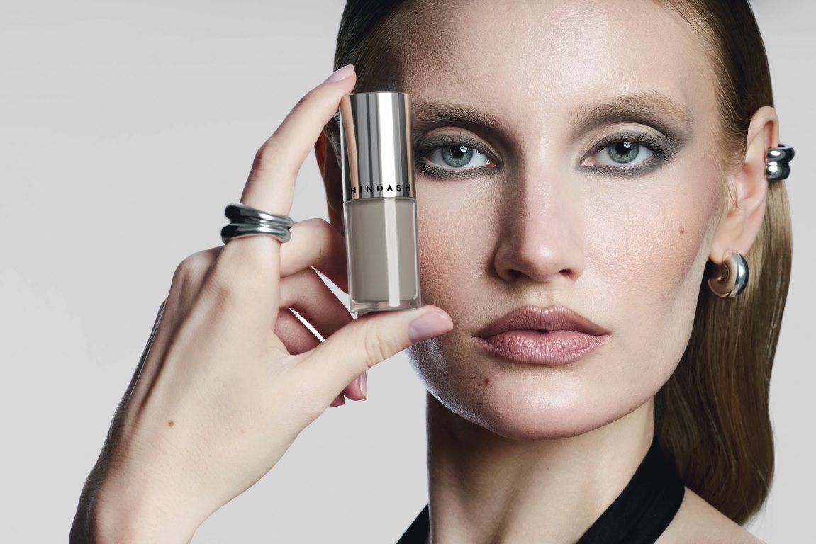 ثورة جديدة في عالم المكياج: Hindash Cosmetics تطلق ابتكاراً ساحراً لمزج الألوان باحترافية