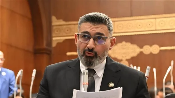 ياسر جلال يرد على منتقديه بعد حديثه عن حق الأداء العلني