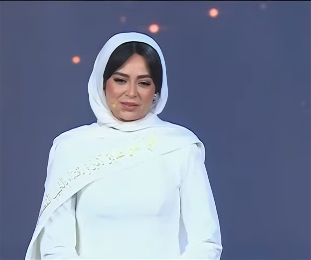 هبة مجدي تعود للظهور بعد أزمتها الصحية بالحجاب في احتفالية المولد النبوي والرئيس السيسي يدعو لها
